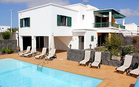 Villa Leonard